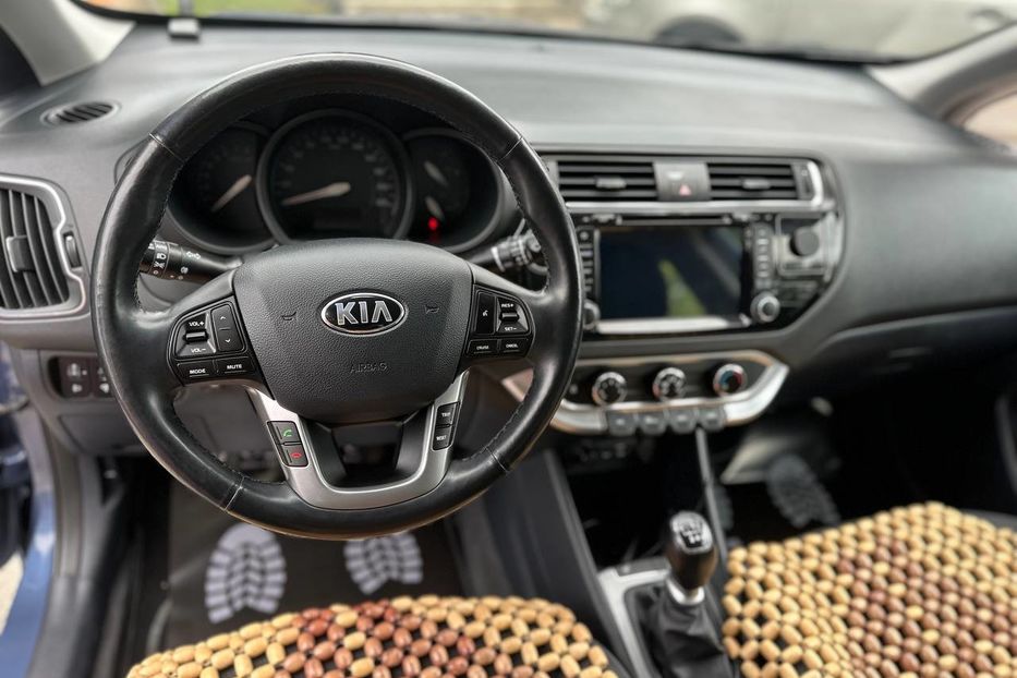 Продам Kia Rio 2015 года в Черновцах