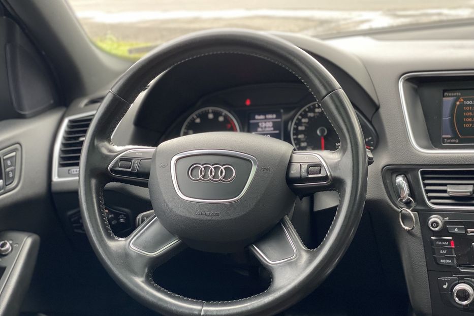 Продам Audi Q5 2012 года в Луцке