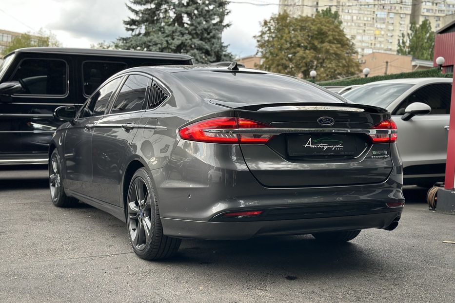 Продам Ford Fusion Plug in hybrid Titanium 2017 года в Киеве