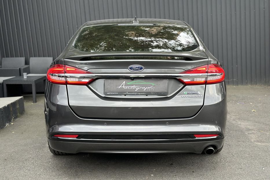 Продам Ford Fusion Plug in hybrid Titanium 2017 года в Киеве