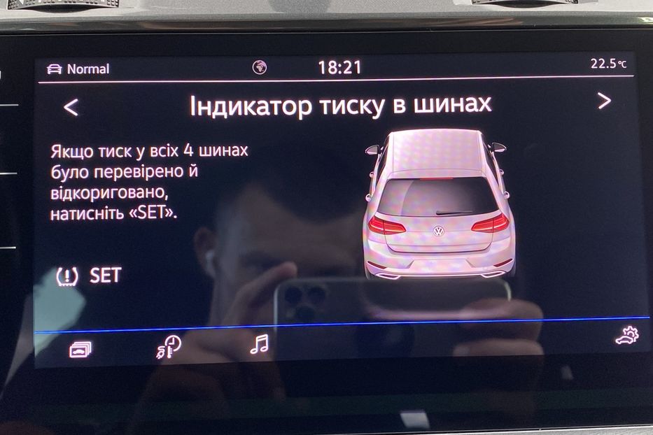 Продам Volkswagen e-Golf ТепловийКруїзБезключовийдоступ 2018 года в Львове