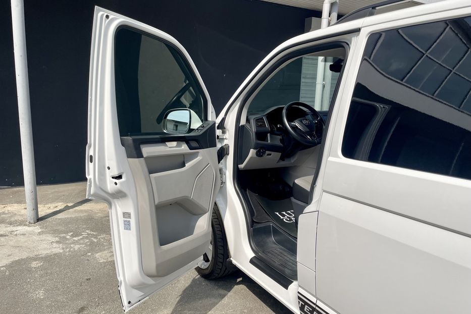 Продам Volkswagen T6 (Transporter) груз 2017 года в Киеве