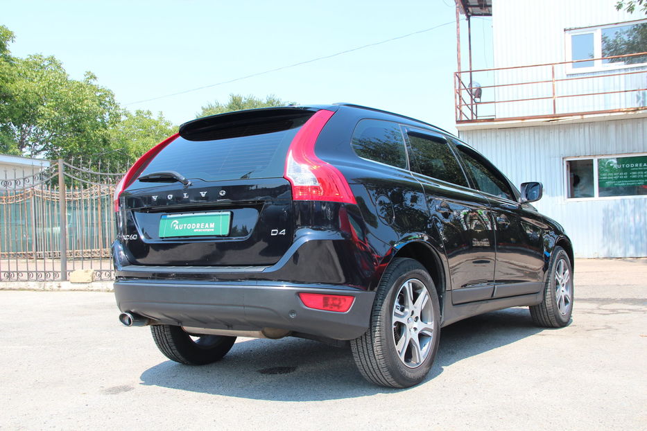 Продам Volvo XC60 2012 года в Одессе