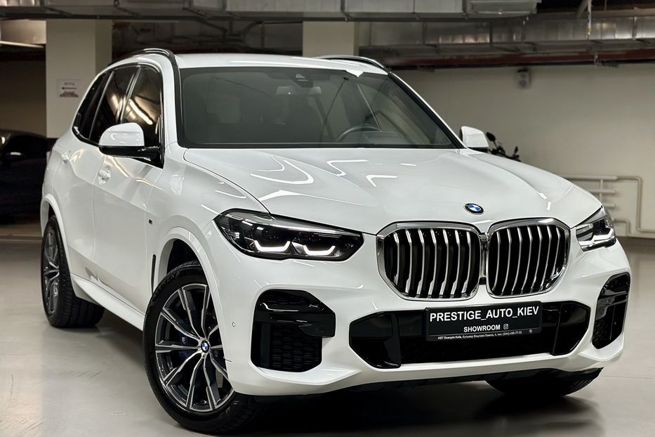 Продам BMW X5 40i Steptronic xDrive 2022 года в Киеве