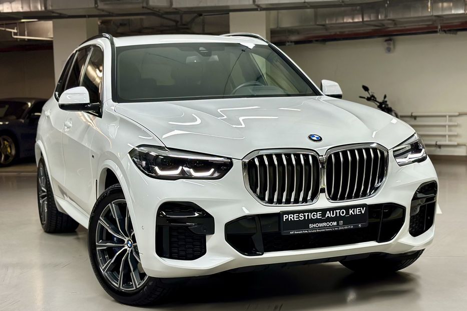 Продам BMW X5 40i Steptronic xDrive 2022 года в Киеве