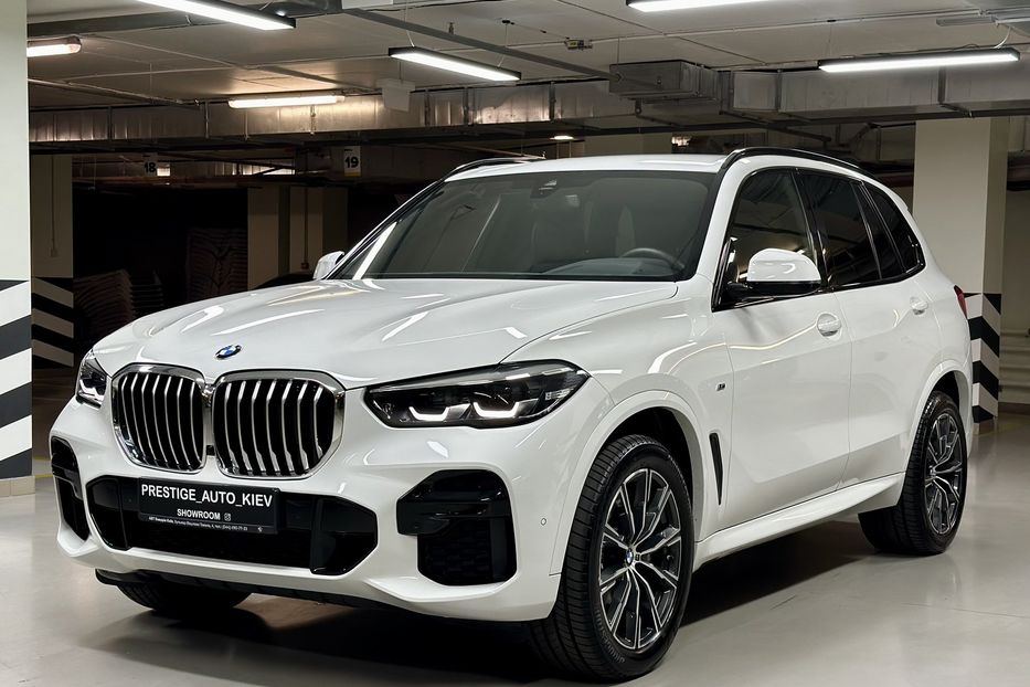 Продам BMW X5 40i Steptronic xDrive 2022 года в Киеве