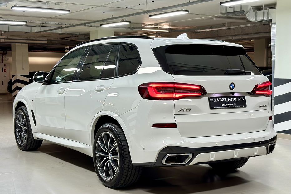 Продам BMW X5 40i Steptronic xDrive 2022 года в Киеве