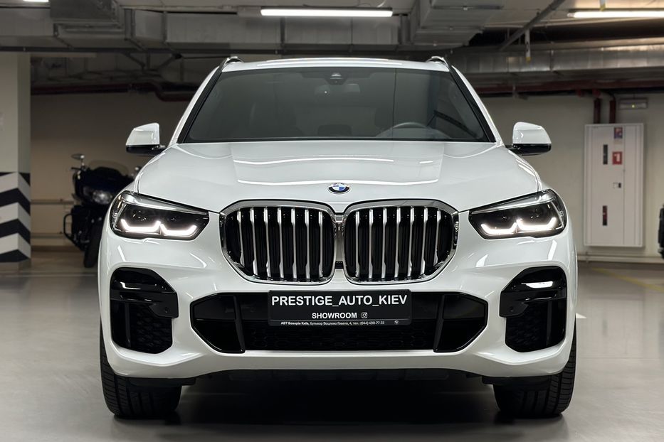 Продам BMW X5 40i Steptronic xDrive 2022 года в Киеве