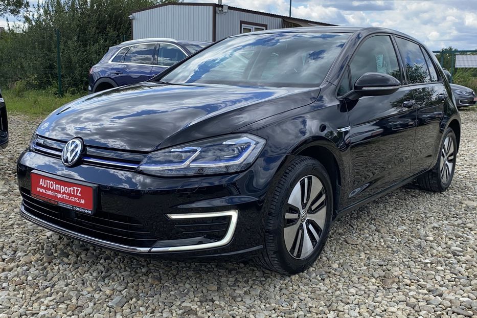 Продам Volkswagen e-Golf ТЕПЛОВИЙ,FULL LED,КОКПІТ,КРУЇЗ 2020 года в Львове