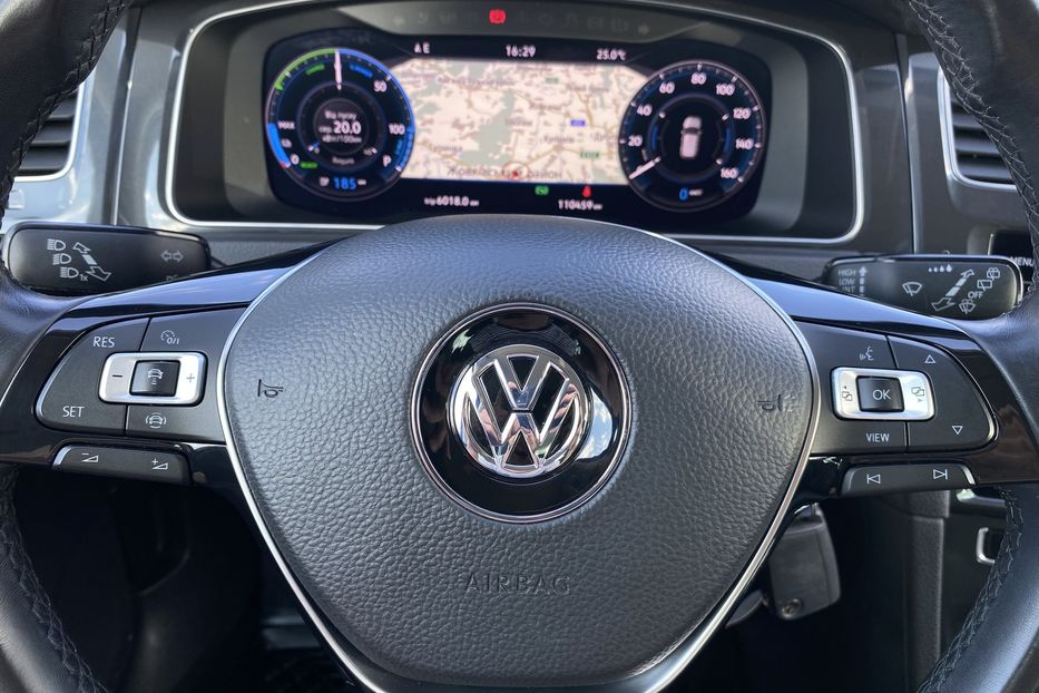 Продам Volkswagen e-Golf ТЕПЛОВИЙ,FULL LED,КОКПІТ,КРУЇЗ 2020 года в Львове