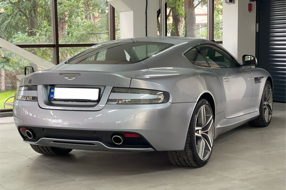 Продам Aston Martin DB9 2013 года в Киеве