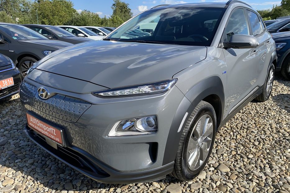 Продам Hyundai Kona Тепловий Безключовий Камера  2021 года в Львове