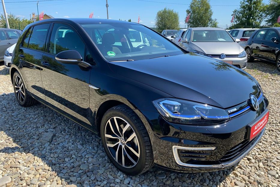 Продам Volkswagen e-Golf ТепловийАмбіентпідсвіткаКамера 2020 года в Львове