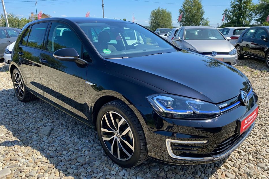 Продам Volkswagen e-Golf ТепловийАмбіентпідсвіткаКамера 2020 года в Львове