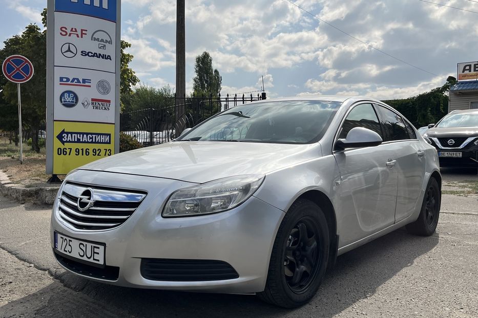 Продам Opel Insignia 2,0 TDI 2011 года в Николаеве