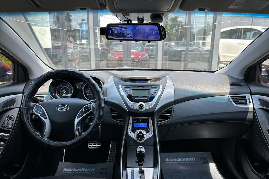 Продам Hyundai Elantra 2012 года в Черновцах