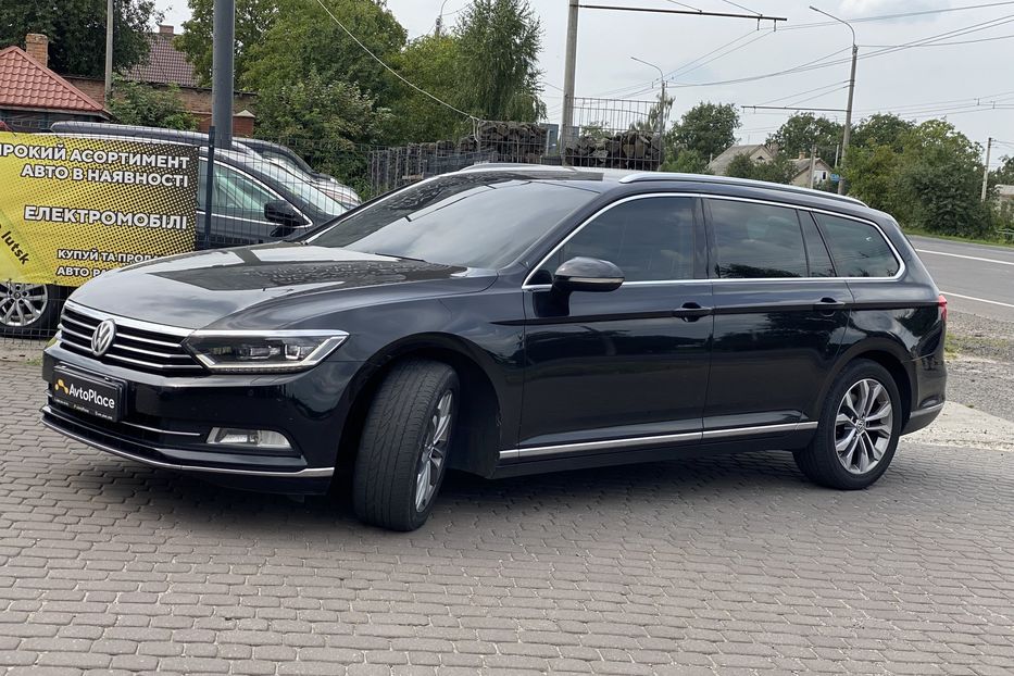 Продам Volkswagen Passat B8 2016 года в Луцке