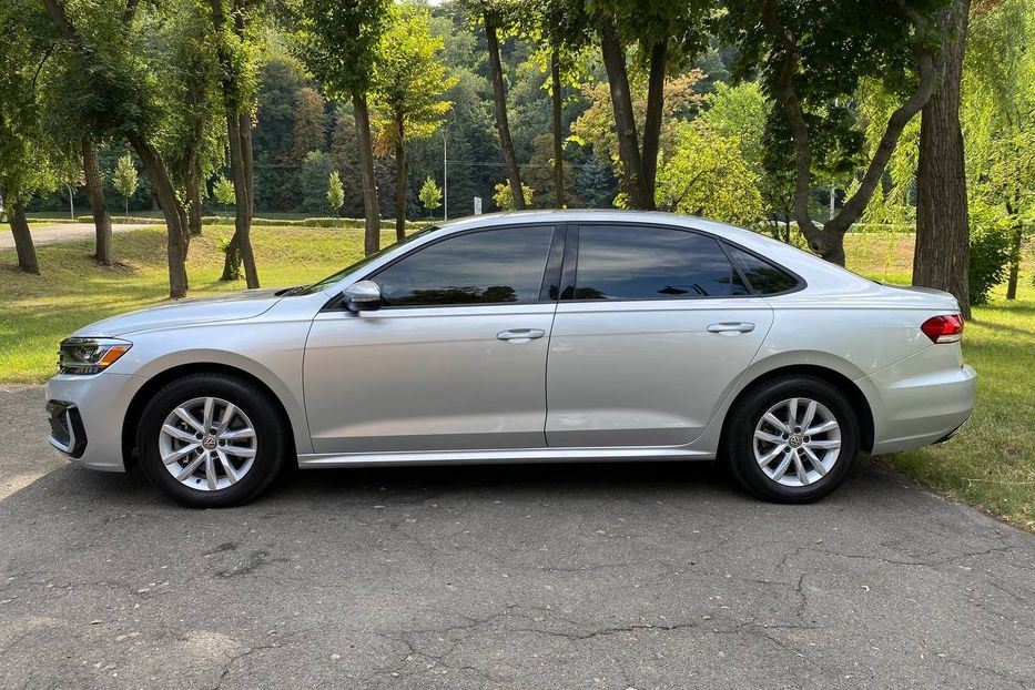 Продам Volkswagen Passat B8 B9 NEW 2020 года в Киеве