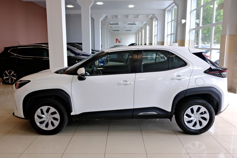 Продам Toyota Yaris Cross 2023 года в Одессе