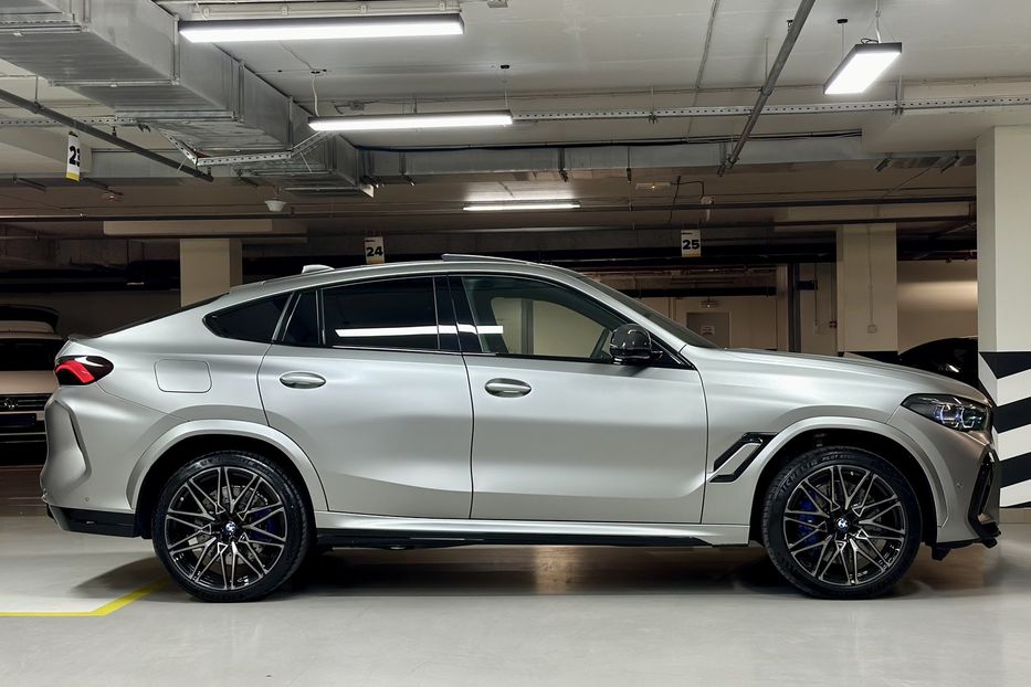 Продам BMW X6 M Competition 2022 года в Киеве