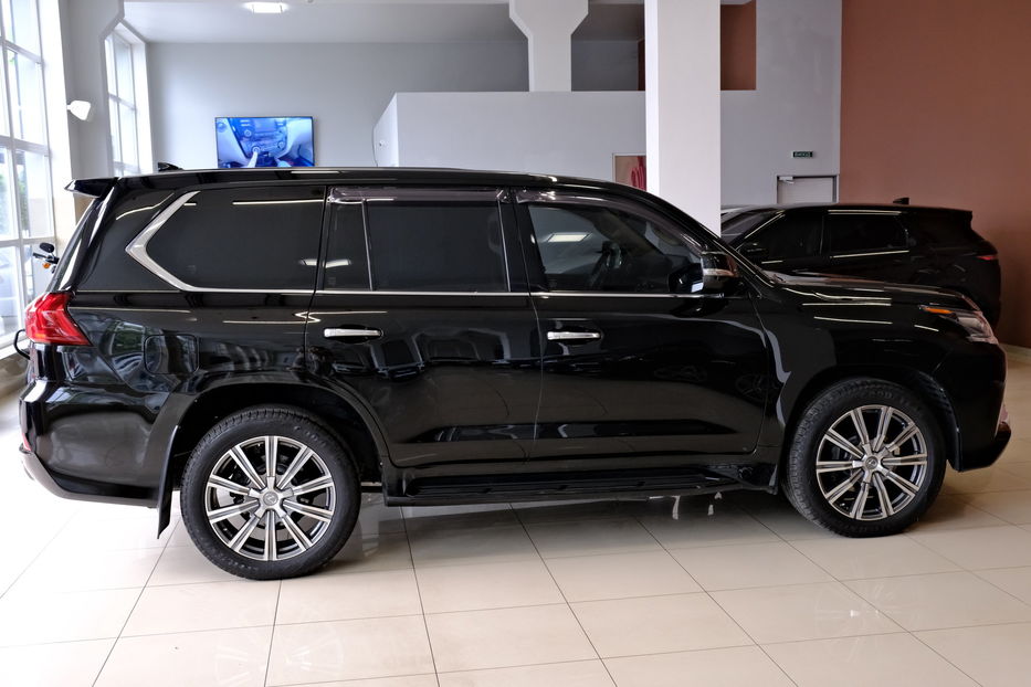 Продам Lexus LX 450 2016 года в Одессе