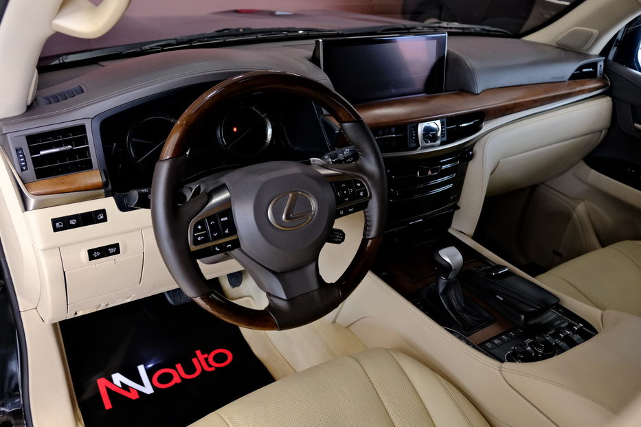 Продам Lexus LX 450 2016 года в Одессе