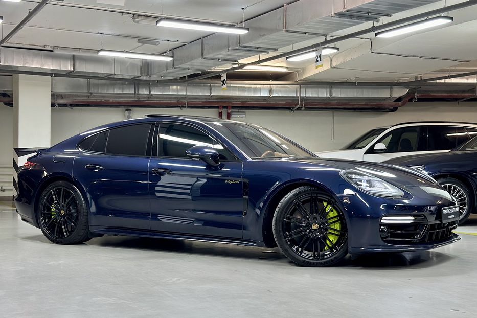 Продам Porsche Panamera Turbo S E-Hybrid 2017 года в Киеве