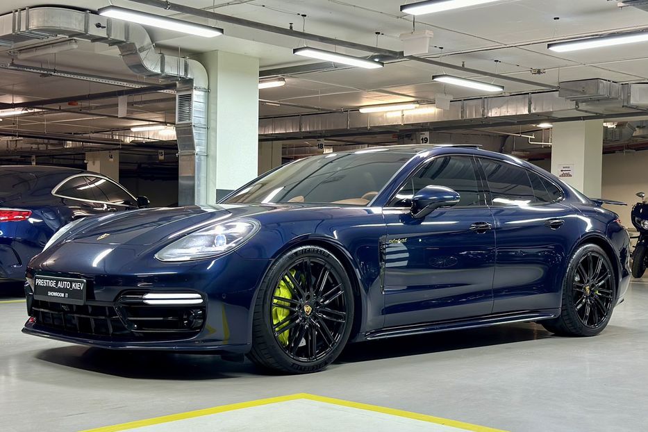 Продам Porsche Panamera Turbo S E-Hybrid 2017 года в Киеве