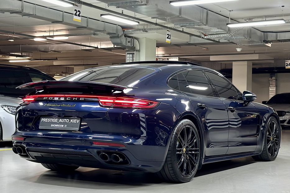 Продам Porsche Panamera Turbo S E-Hybrid 2017 года в Киеве