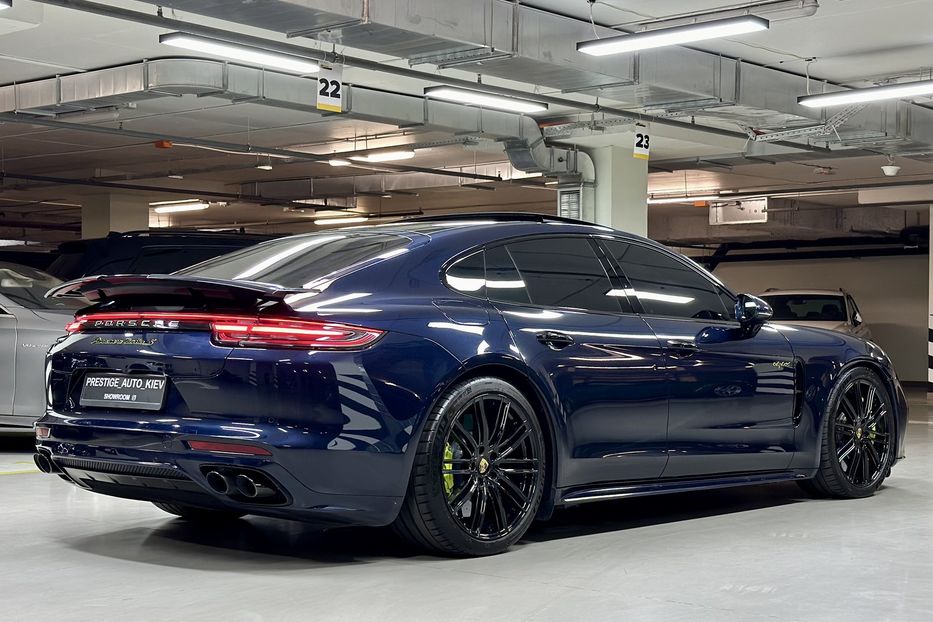 Продам Porsche Panamera Turbo S E-Hybrid 2017 года в Киеве