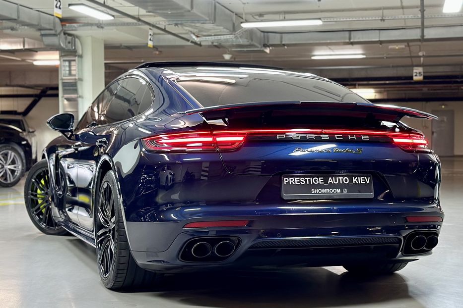 Продам Porsche Panamera Turbo S E-Hybrid 2017 года в Киеве