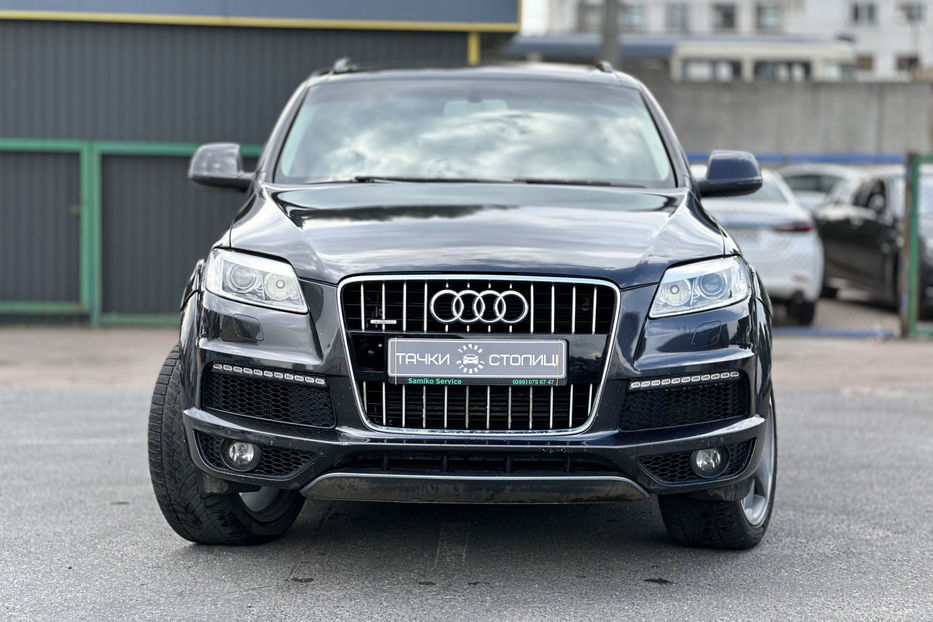 Продам Audi Q7 2013 года в Киеве