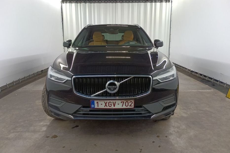 Продам Volvo XC60 MOMENTUM PRO 120kw v7168 2020 года в Луцке