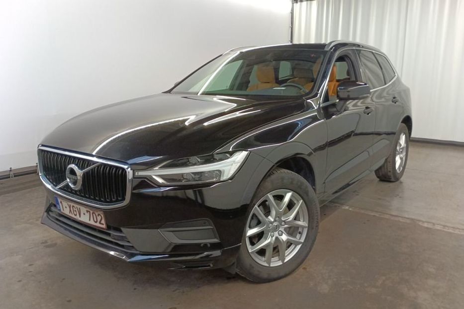 Продам Volvo XC60 MOMENTUM PRO 120kw v7168 2020 года в Луцке