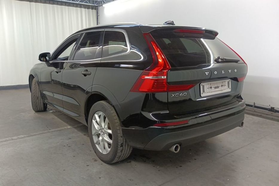 Продам Volvo XC60 MOMENTUM PRO 120kw v7168 2020 года в Луцке