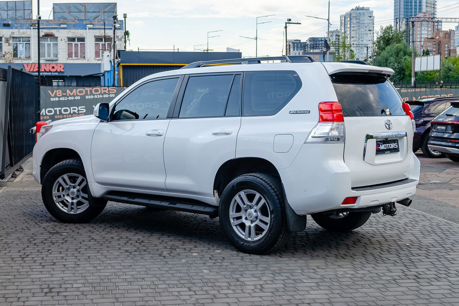 Продам Toyota Land Cruiser Prado 2012 года в Киеве