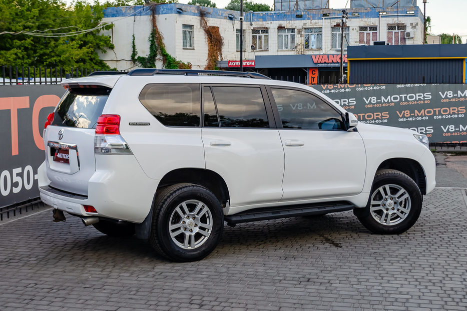 Продам Toyota Land Cruiser Prado 2012 года в Киеве