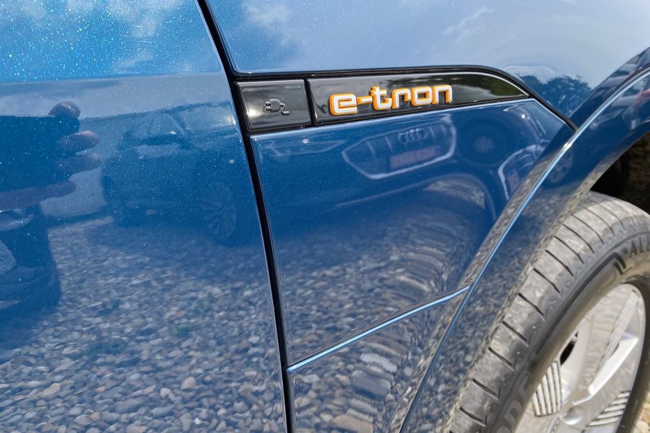 Продам Audi E-Tron 95 kWh 408 к.с. Black Edition 2021 года в Львове