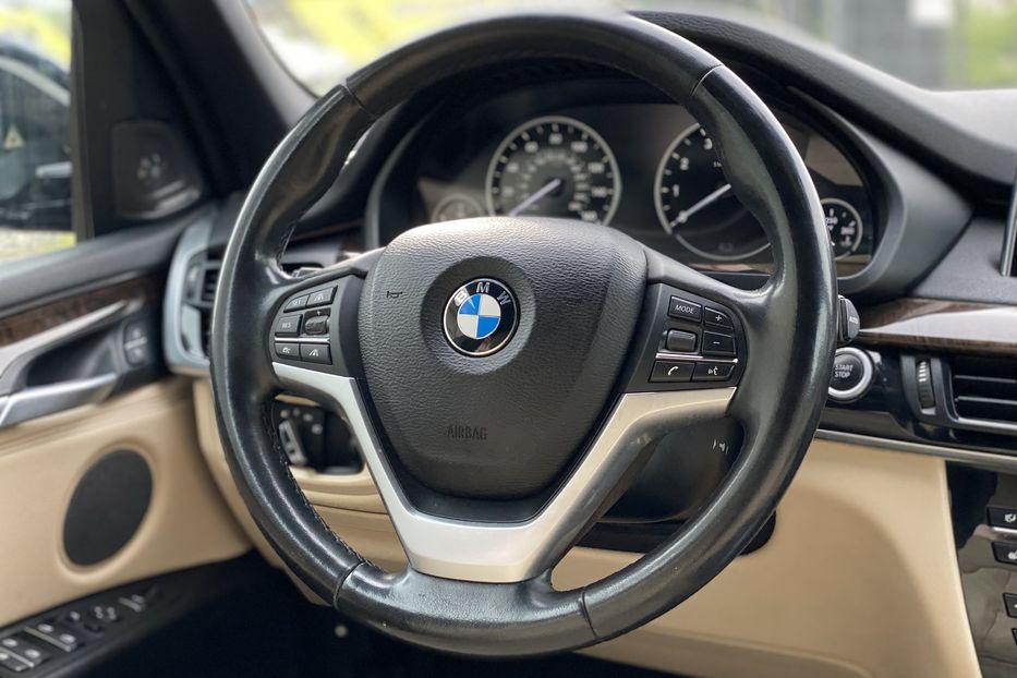 Продам BMW X5 2017 года в Луцке