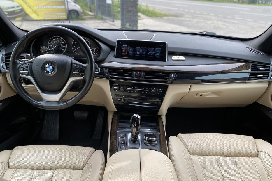 Продам BMW X5 2017 года в Луцке