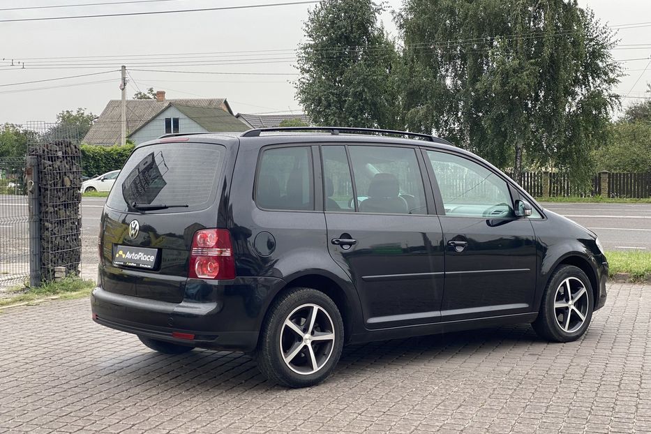 Продам Volkswagen Touran 2007 года в Луцке