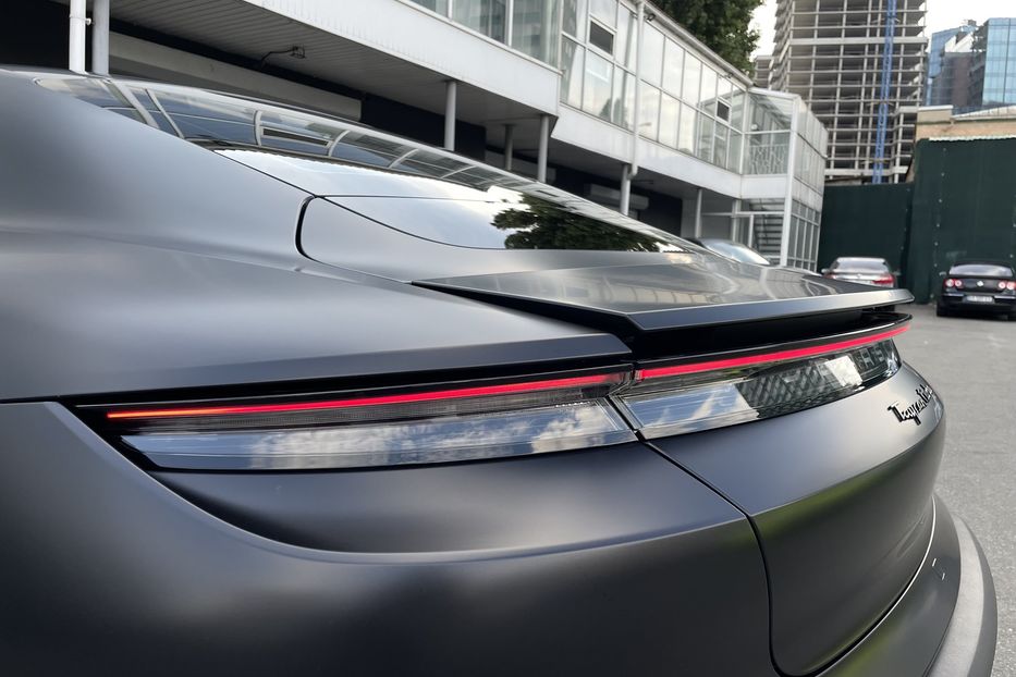 Продам Porsche Taycan Turbo 2020 года в Киеве