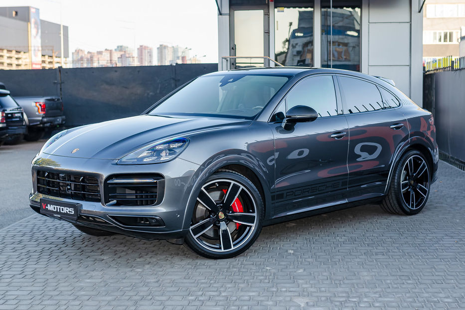 Продам Porsche Cayenne Coupe GTS 2022 года в Киеве