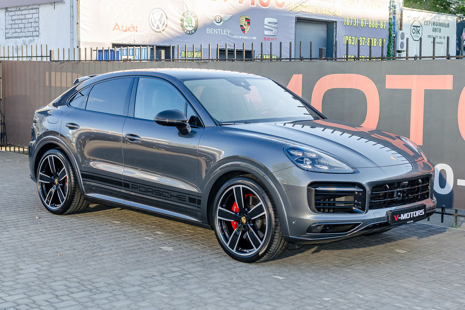 Продам Porsche Cayenne Coupe GTS 2022 года в Киеве