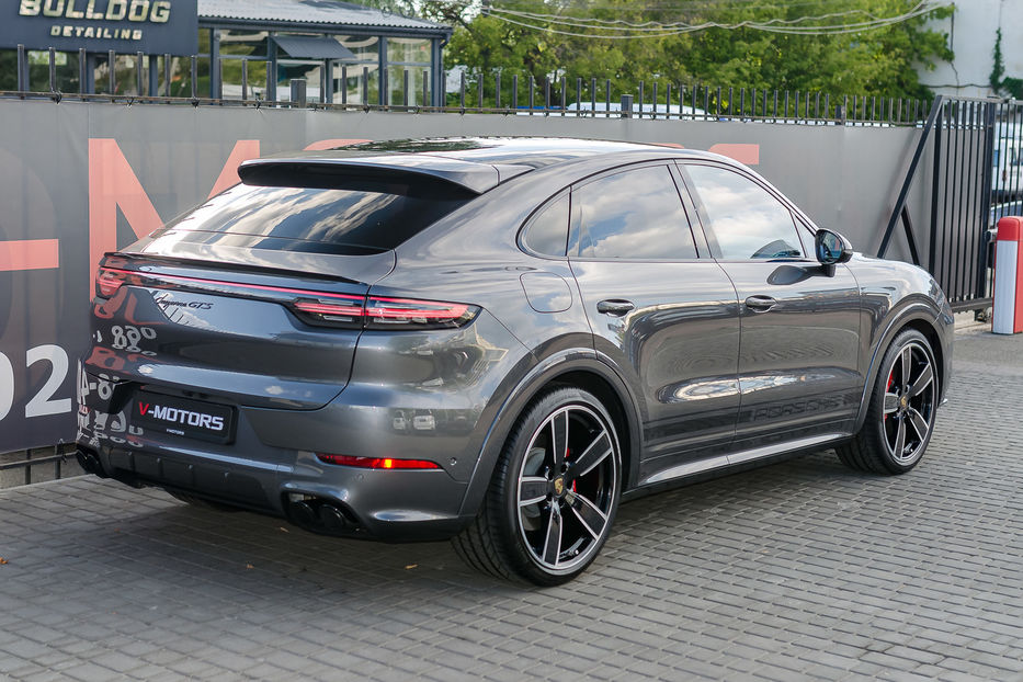 Продам Porsche Cayenne Coupe GTS 2022 года в Киеве