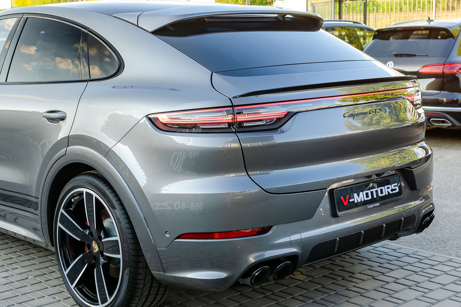 Продам Porsche Cayenne Coupe GTS 2022 года в Киеве