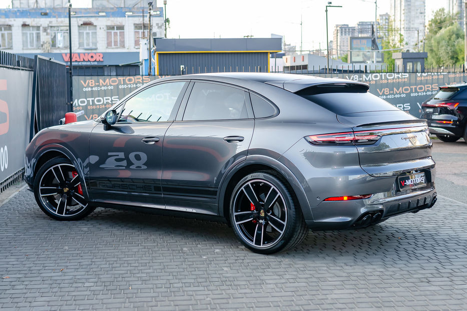 Продам Porsche Cayenne Coupe GTS 2022 года в Киеве