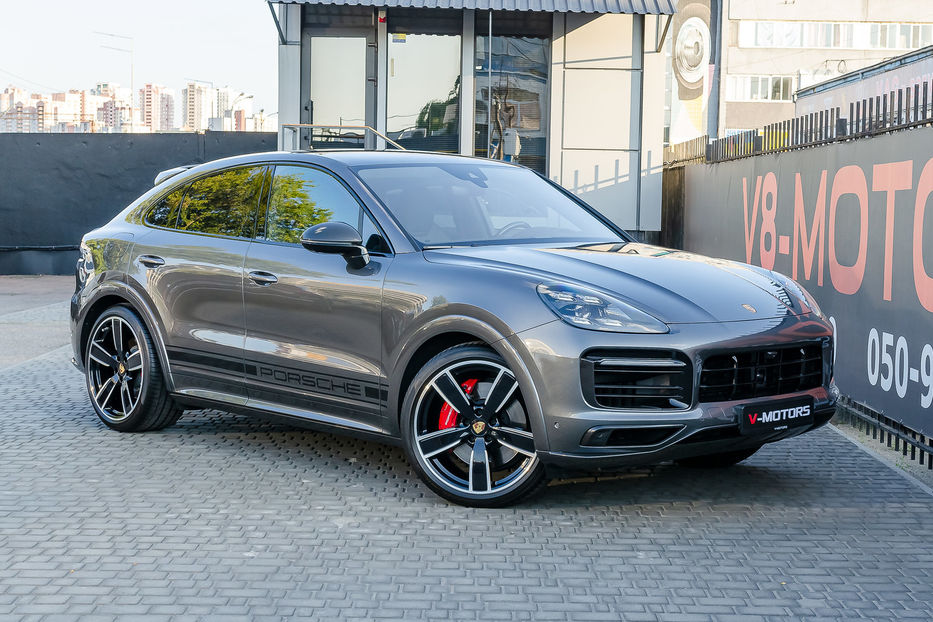 Продам Porsche Cayenne Coupe GTS 2022 года в Киеве