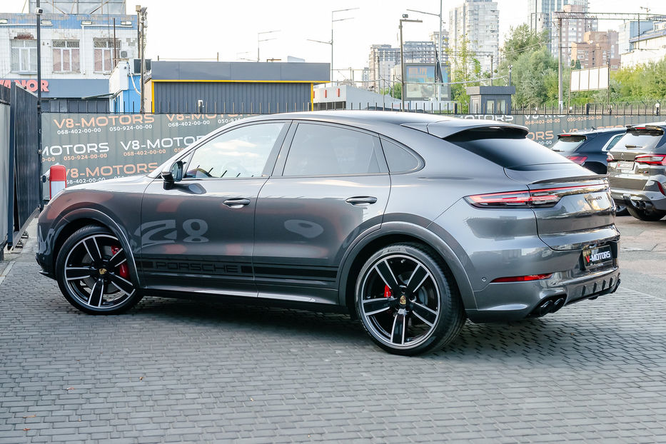 Продам Porsche Cayenne Coupe GTS 2022 года в Киеве