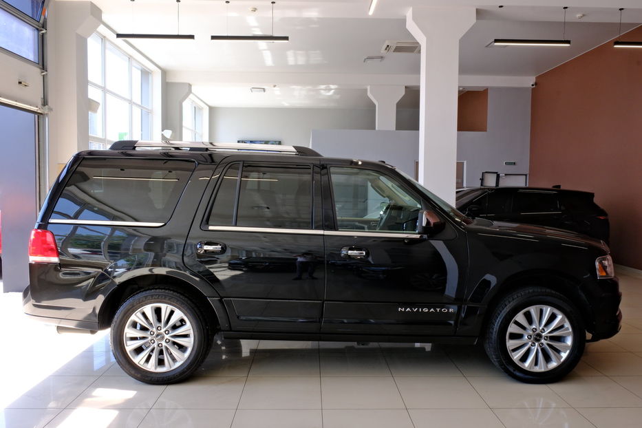 Продам Lincoln Navigator 2016 года в Одессе